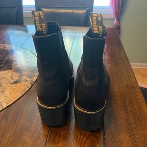 Doc Marten Chelsea Boot